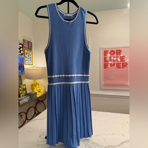 Abercrombie & Fitch Blue pleated mini sweater dreas